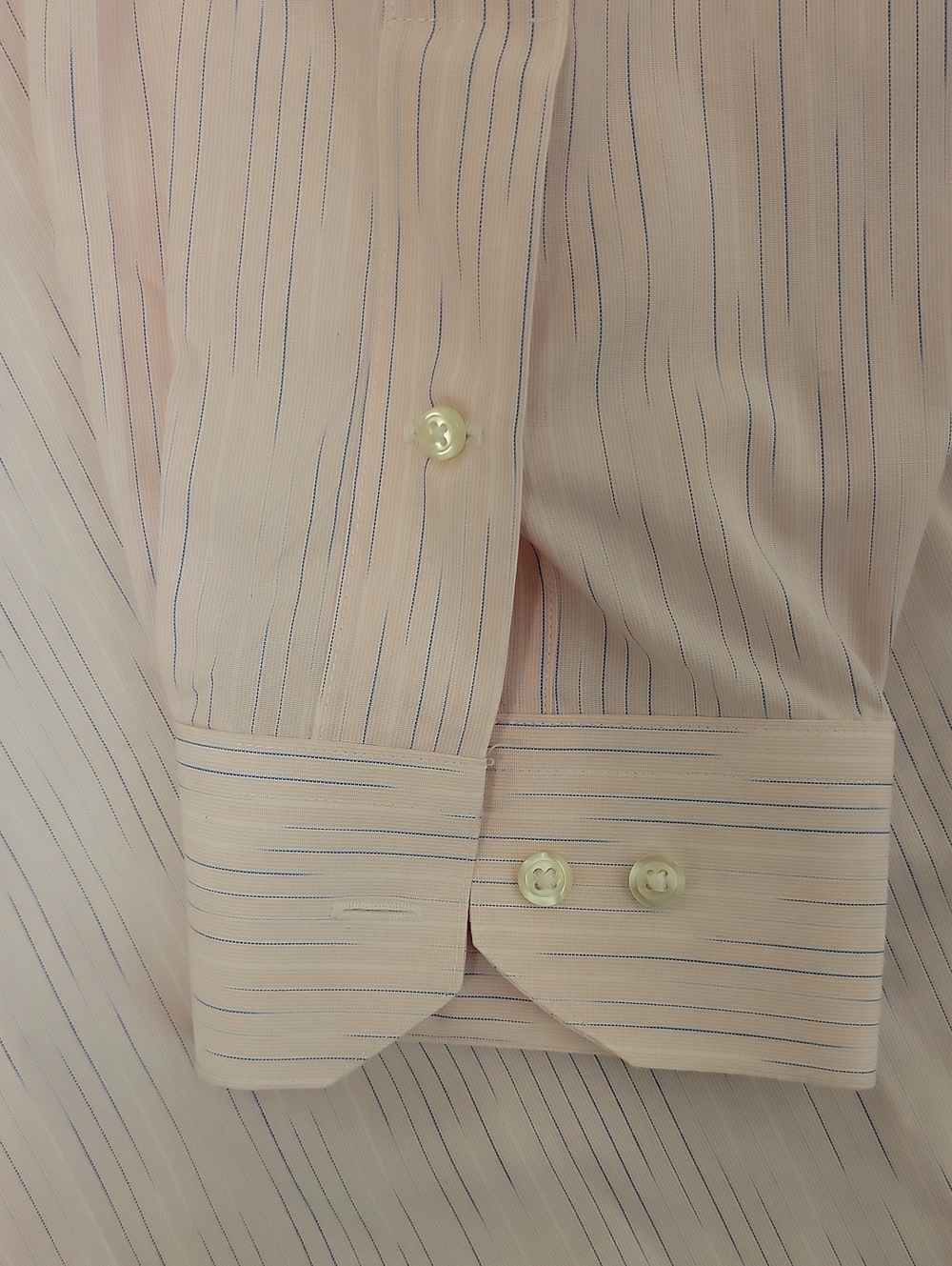 Paul Fredrick Men’s Light Pink Long-Sleeve Dress Shirt 17 1/2 × 36. Office - Picture 5 of 5